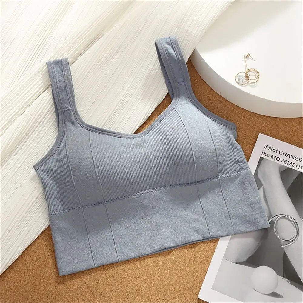 Seamless Sports Bra – Breathable & Shockproof