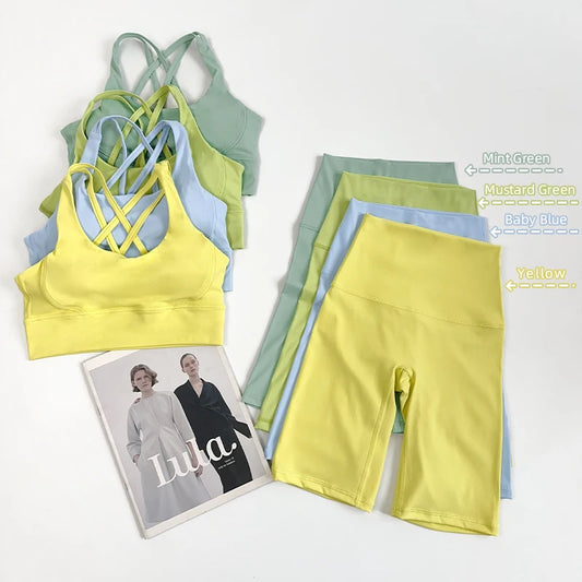 2pc Women's Workout Set – Cross-Back Bra & Shorts